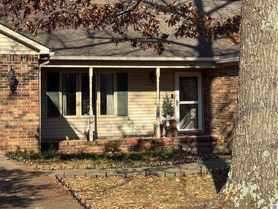 121 E 23rd Street, Benton, KY 42025 - Image #2