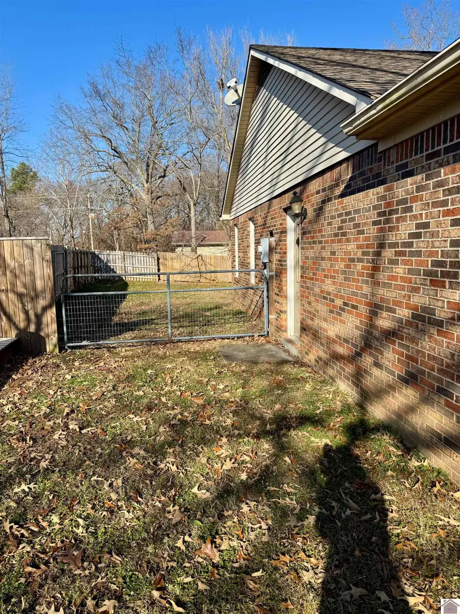 121 E 23rd Street, Benton, KY 42025 - Image #3