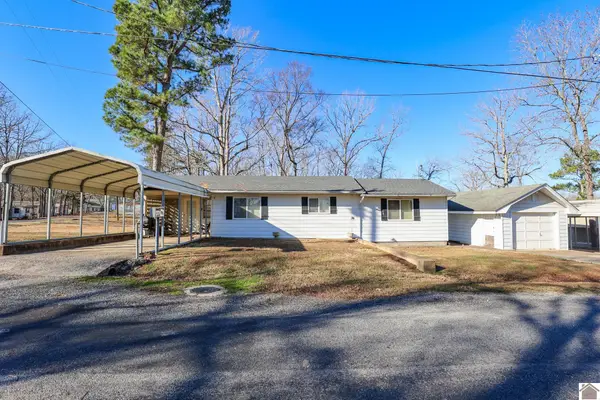 242 Whisper Dr. East, Murray, KY 42071