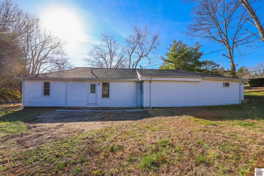 522 W 12th St, Benton, KY 42025 - Image #3