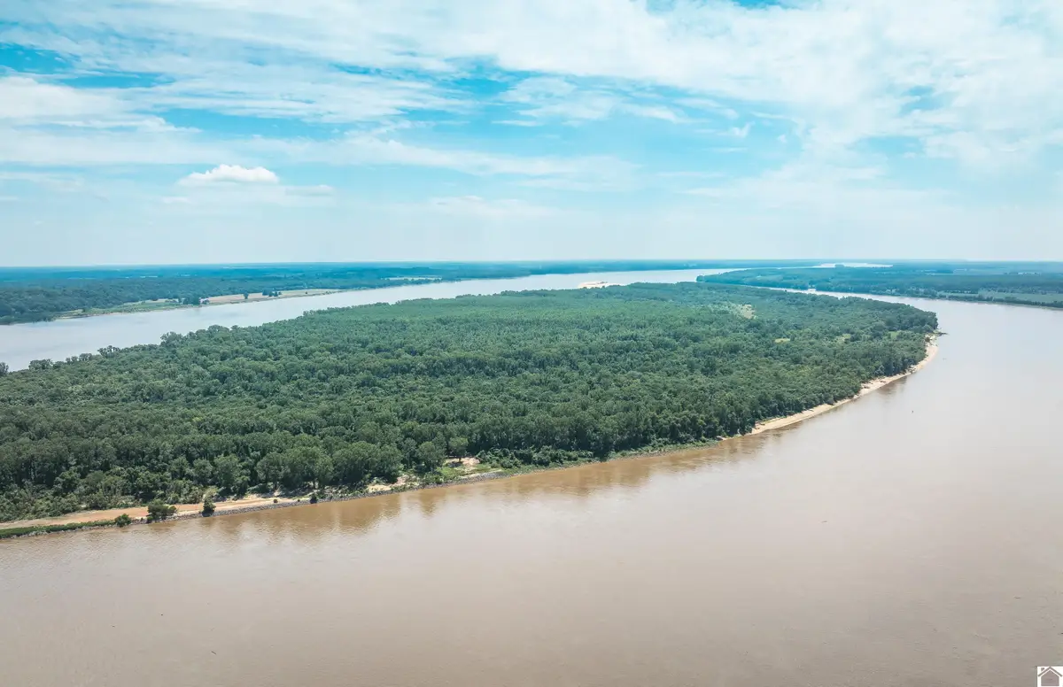 Middle Bar Island, Columbus, KY 42032 - Image #1