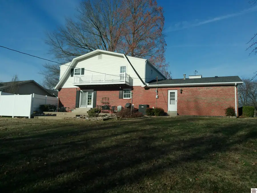 216 Ruoff Dr, Paducah, KY 42003 - Image #3