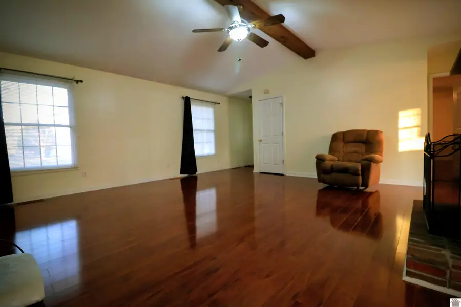 5828 Cairo Rd, Paducah, KY 42001 - #3