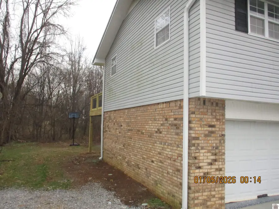 112 Noel Dr, Cadiz, KY 42211 - Image #2