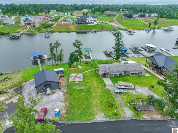 170 Concord Dr, Gilbertsville, KY 42044