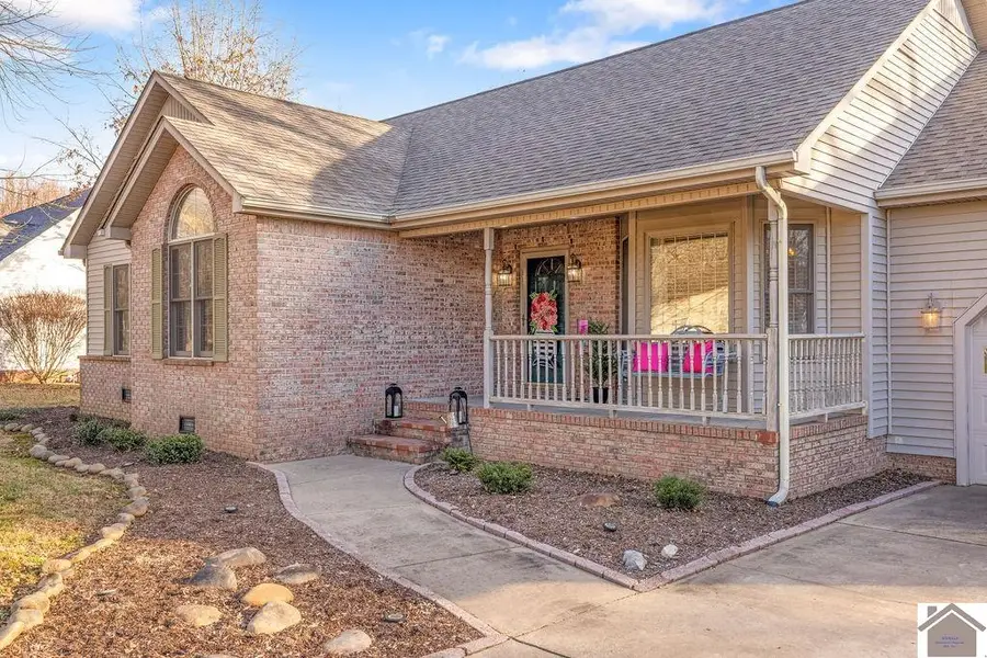 603 Nancy Dr, Murray, KY 42071 - Image #3