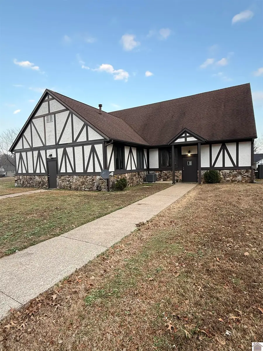 1326 Wilson Ave, Mayfield, KY 42066 - Image #2