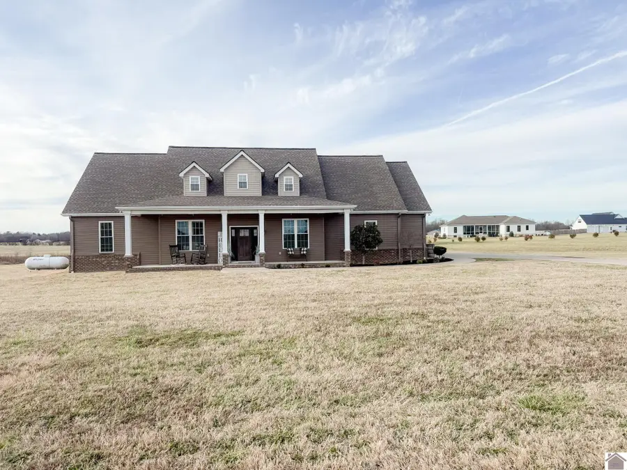 1490 Falcons Ridge Blvd, Paducah, KY 42001 - Image #3