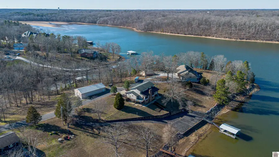 302 Williams Lane, Gilbertsville, KY 42044 - Image #2