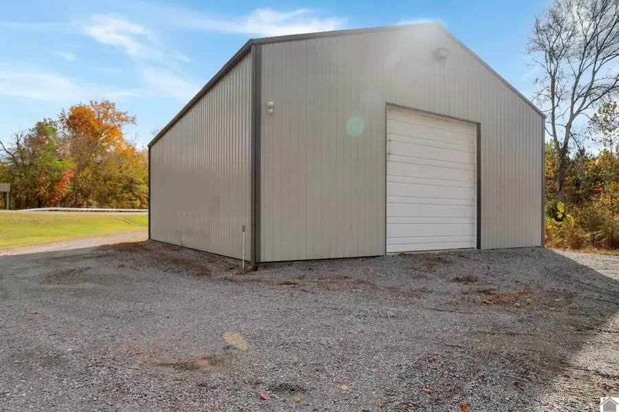 13217 State Route 121 S, New Concord, KY 42026 - Image #2
