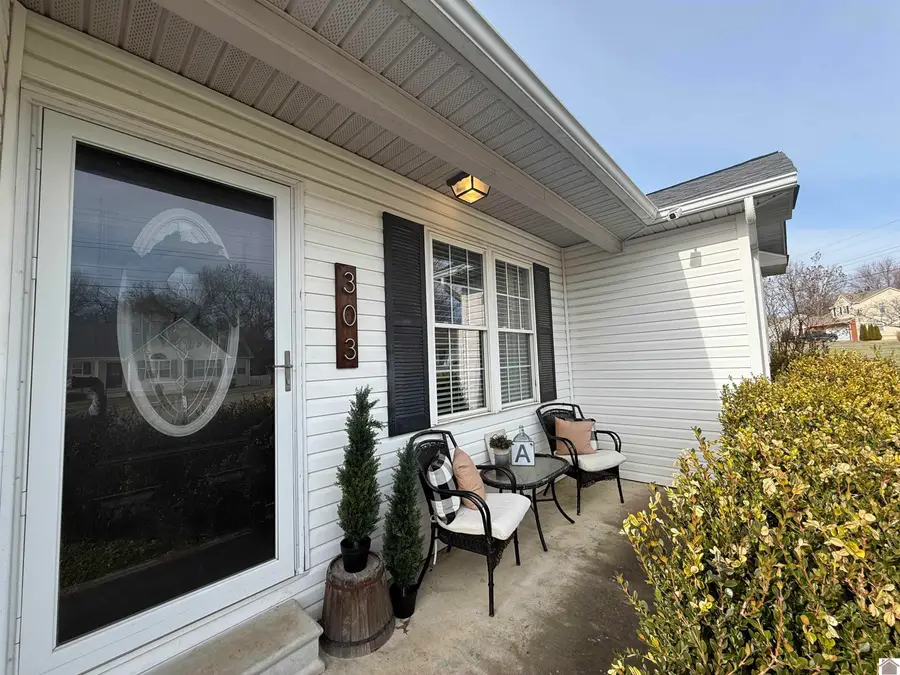 303 Fairview Drive, Mayfield, KY 42066 - Image #3