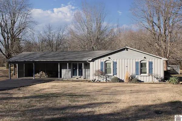 1307 N Robertson Road, Murray, KY 42071