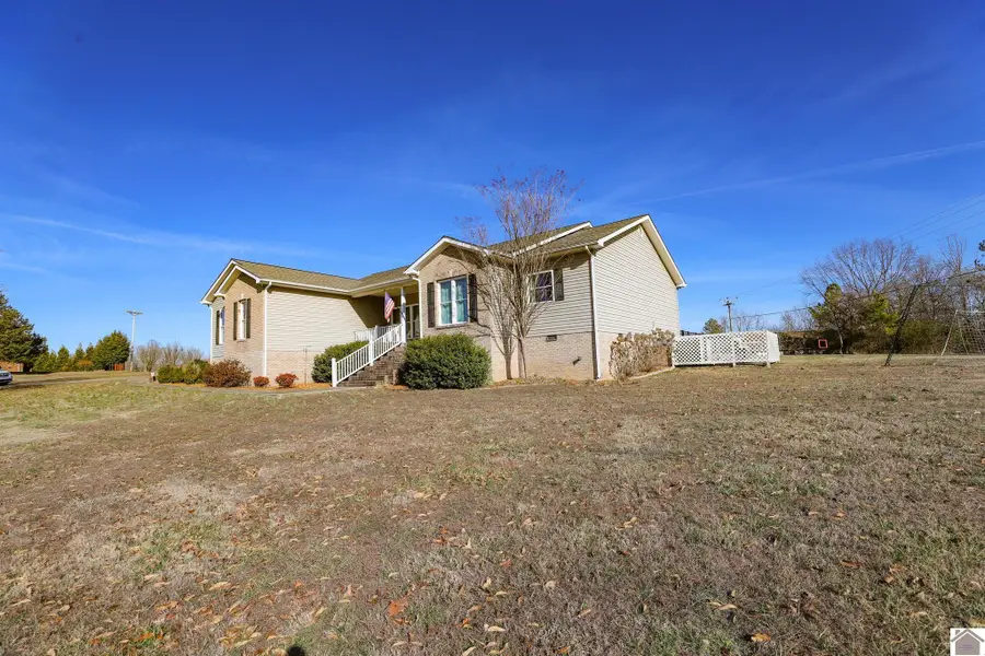 115 Cox Creek Dr, Benton, KY 42025 - #3