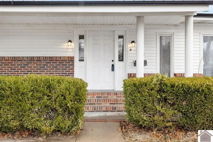 1409 Hc Mathis Drive, Paducah, KY 42001 - #2