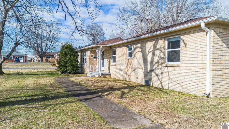 419 Central Avenue, Mayfield, KY 42066 - #2