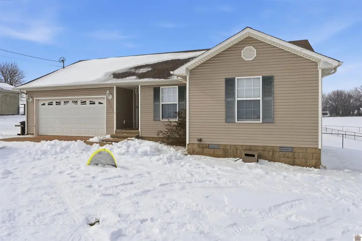 3235 Gracey Herndon Road, Hopkinsville, KY 42240 - #1