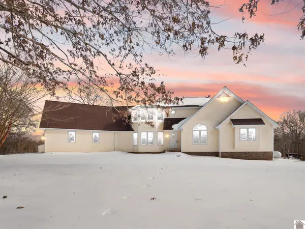 128 Geurin Rd, Murray, KY 42071