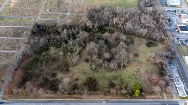 402 Chestnut St, Murray, KY 42071