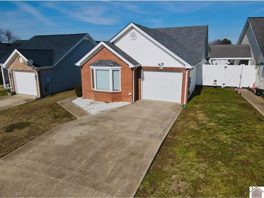 38 Osage Dr, Cadiz, KY 42211 - #2