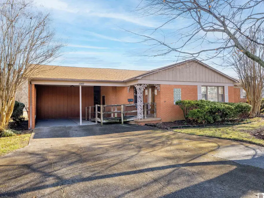 1202 Wilton Ave., Mayfield, KY 42066 - #3