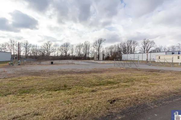 3865 Industrial Drive, Paducah, KY 42001