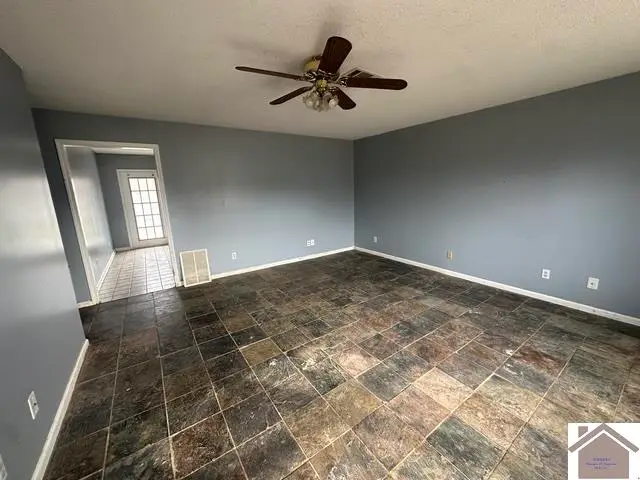 20 Cambridge Drive, Murray, KY 42071 - #2