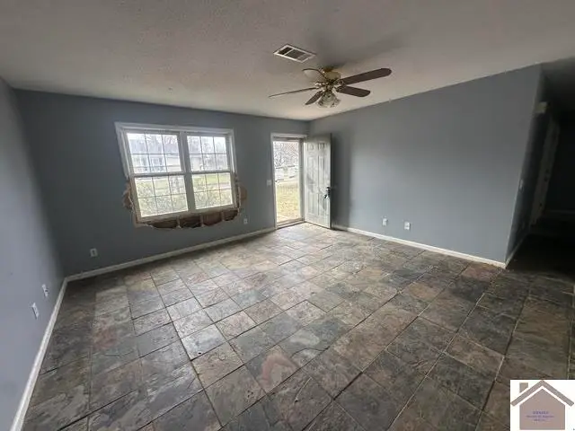 20 Cambridge Drive, Murray, KY 42071 - #3