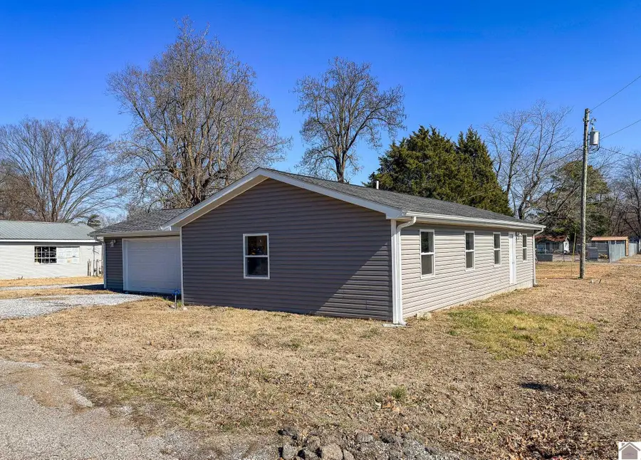 408 2nd, La Center, KY 42056 - #2