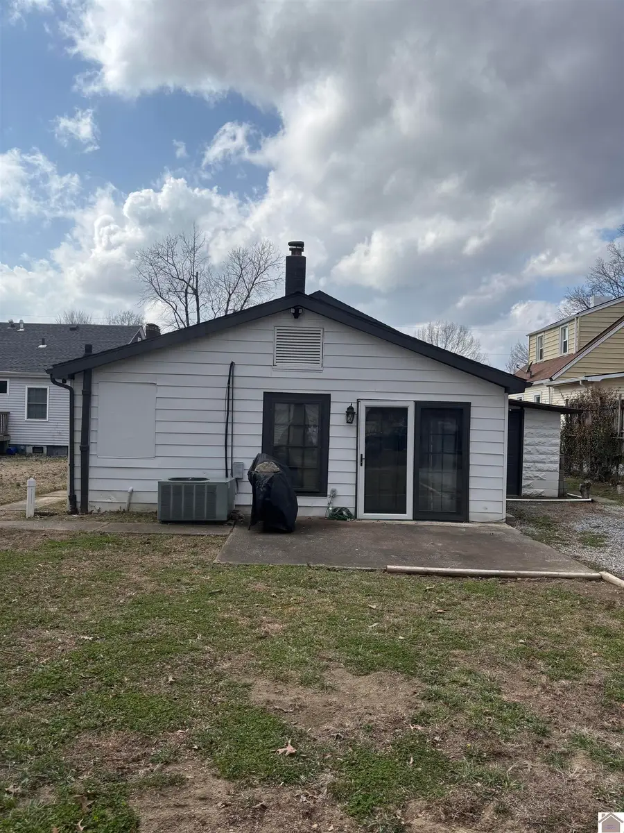 714 N 25th Street, Paducah, KY 42001 - #3