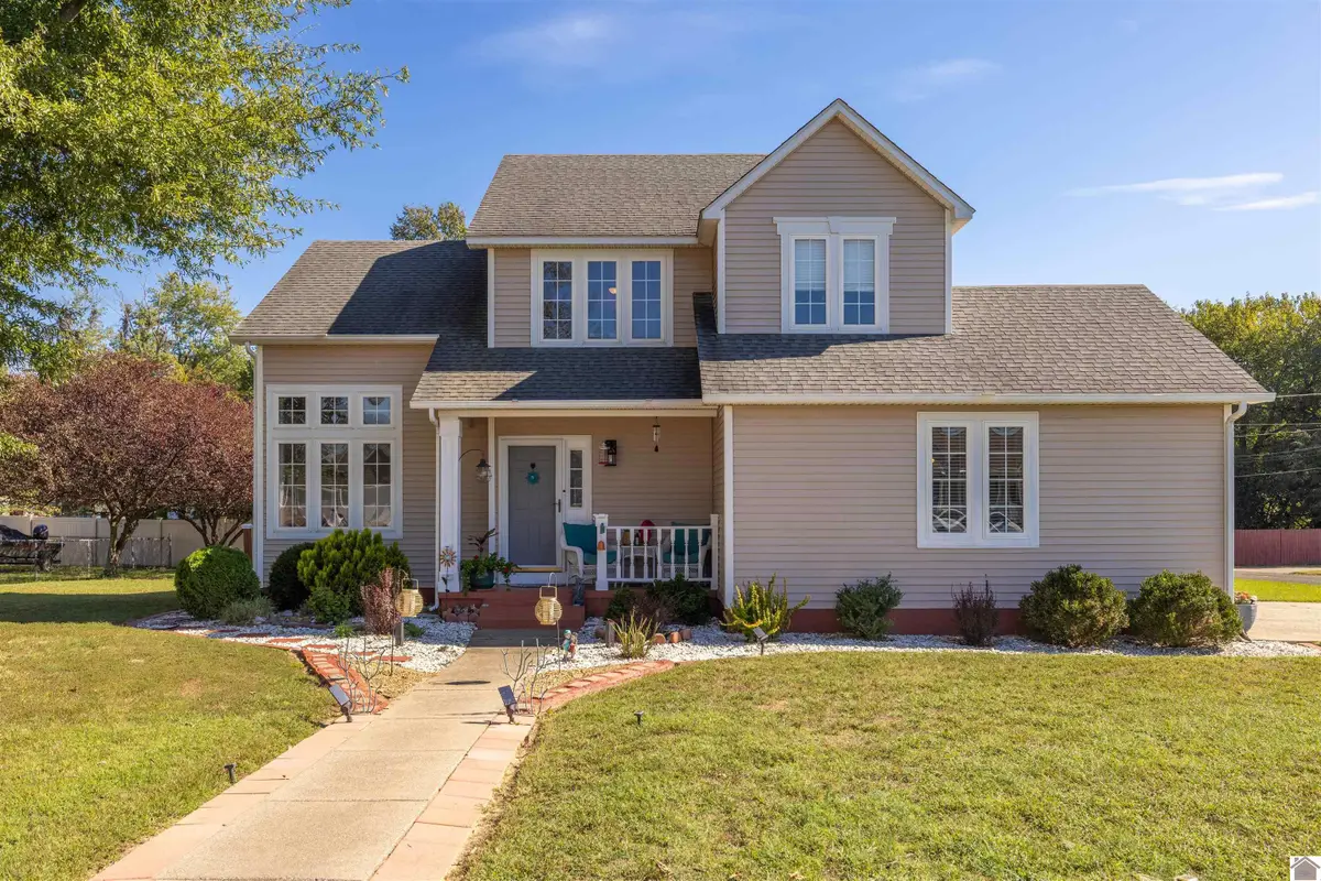 104 Fairview Drive, Mayfield, KY 42066 - #1