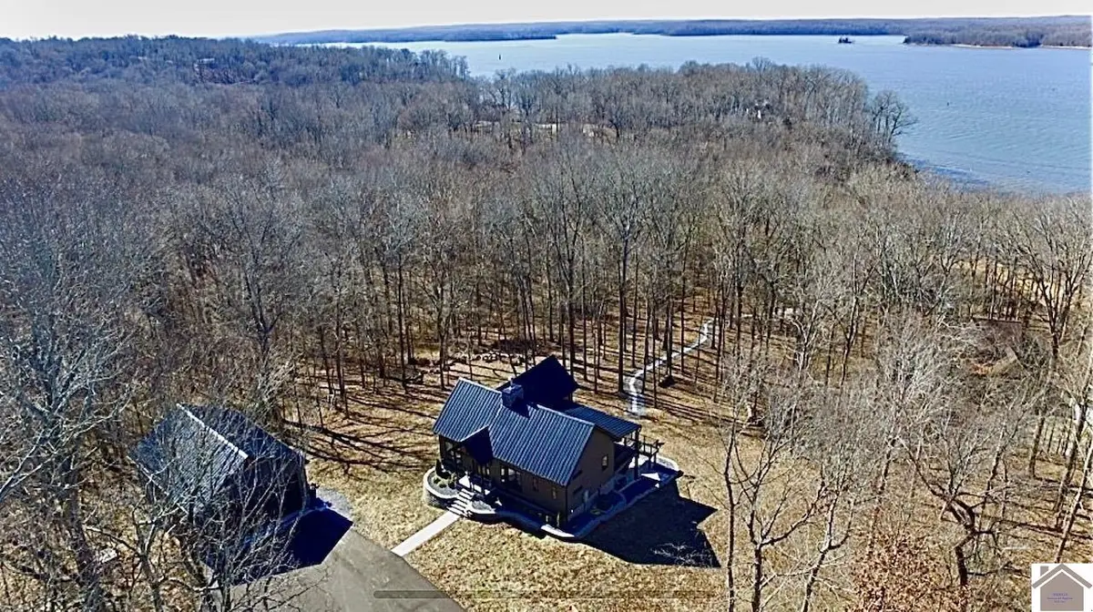 799 Wheaton Way, Eddyville, KY 42038 - #1