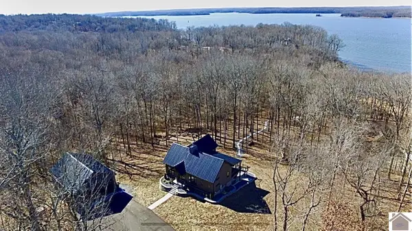 799 Wheaton Way, Eddyville, KY 42038