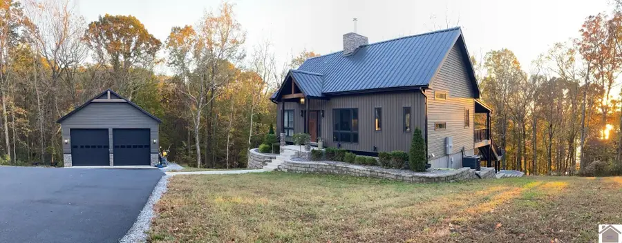 799 Wheaton Way, Eddyville, KY 42038 - #2