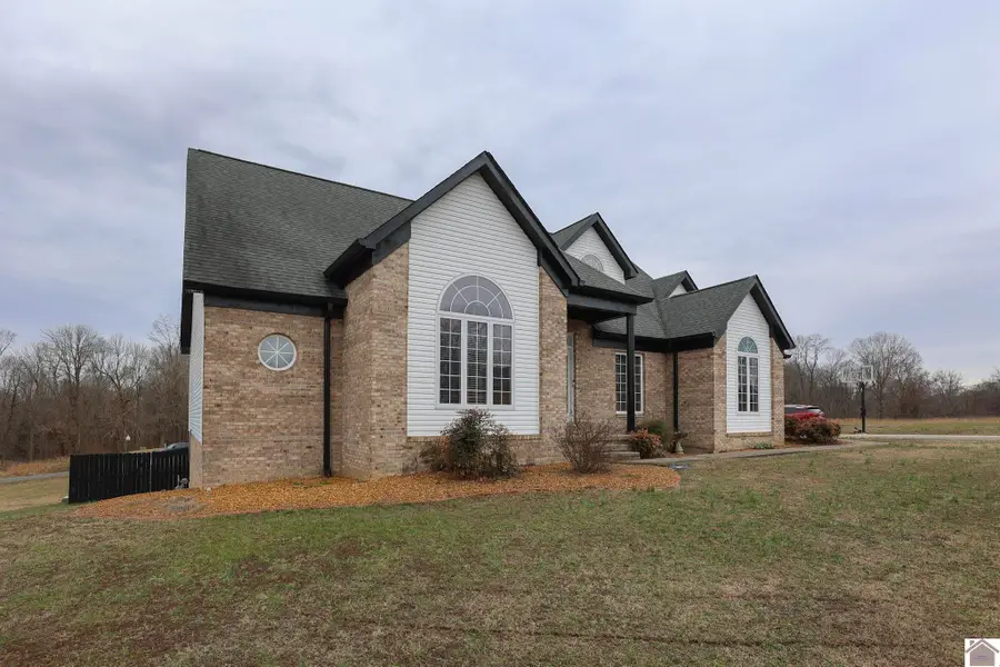 103 Summer Lane, Kuttawa, KY 42055 - #2