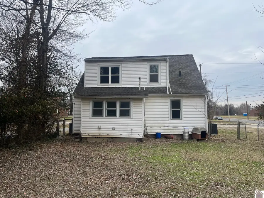 612 Elizabeth St., Paducah, KY 42003 - #3