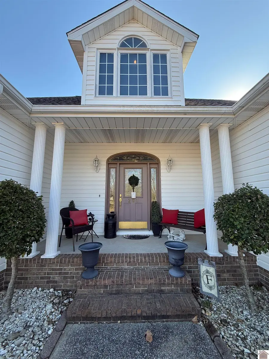 203 Mckenzi Park, Benton, KY 42025 - #2