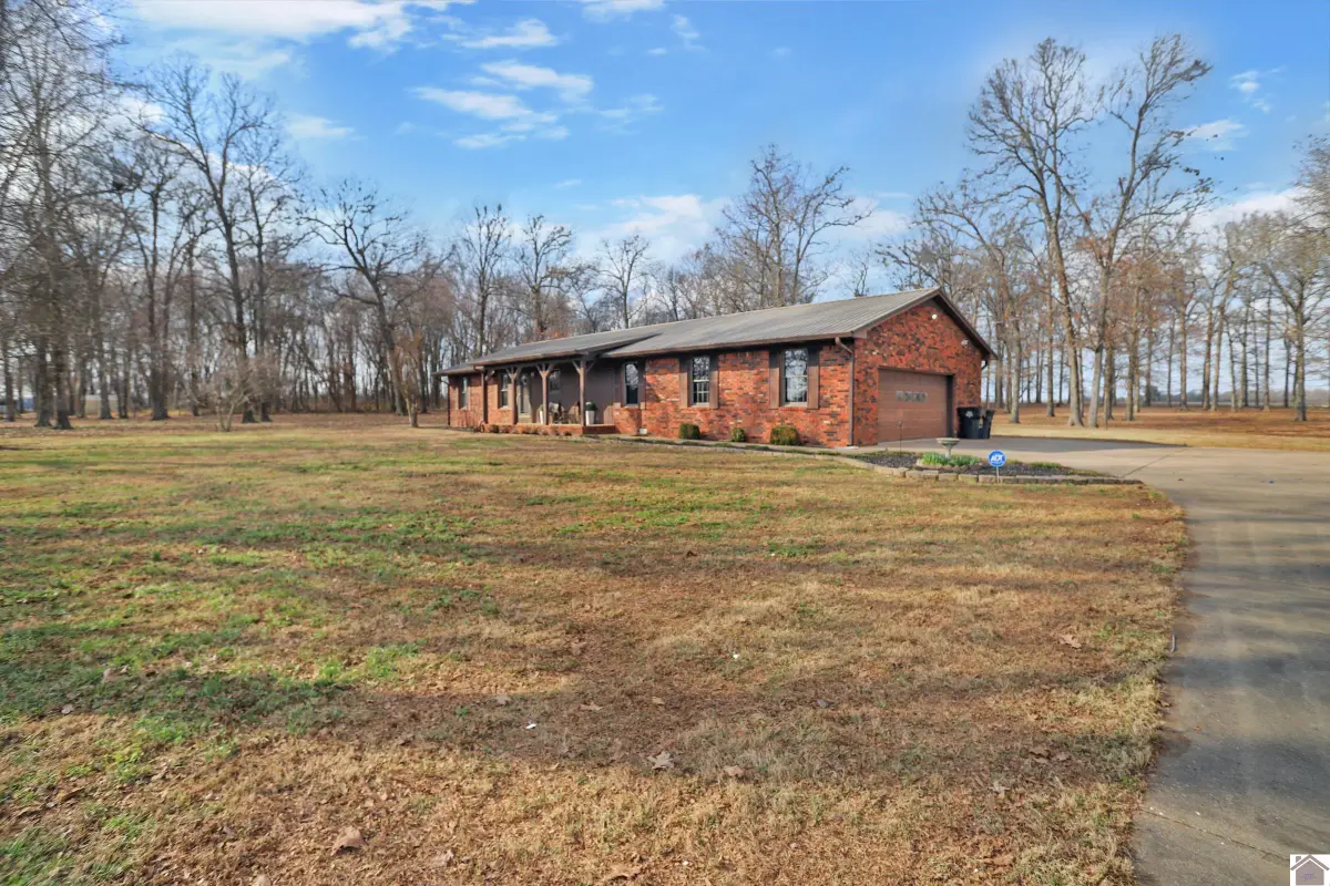 2156 Poor Farm Rd, Murray, KY 42071 - #1