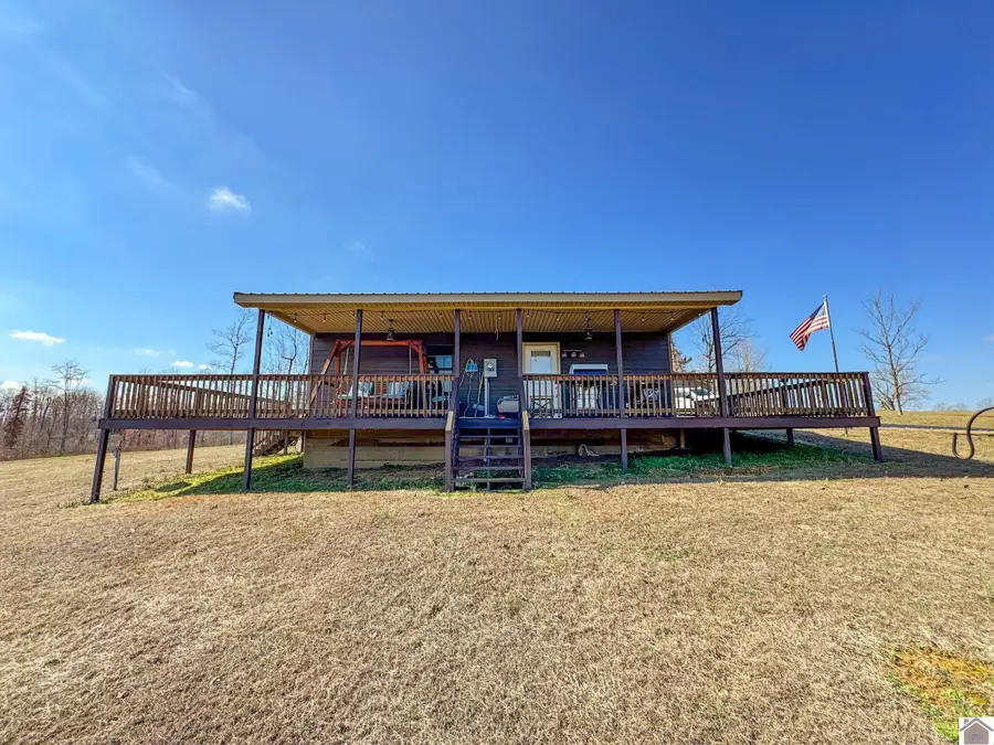 2431 N Wadesboro Road, Benton, KY 42025 - #2