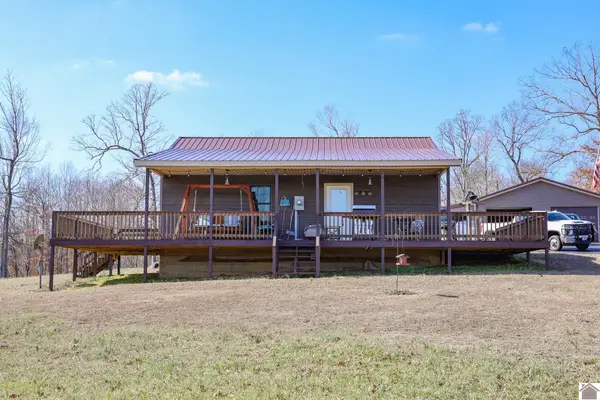 2431 N Wadesboro Rd, Benton, KY 42025