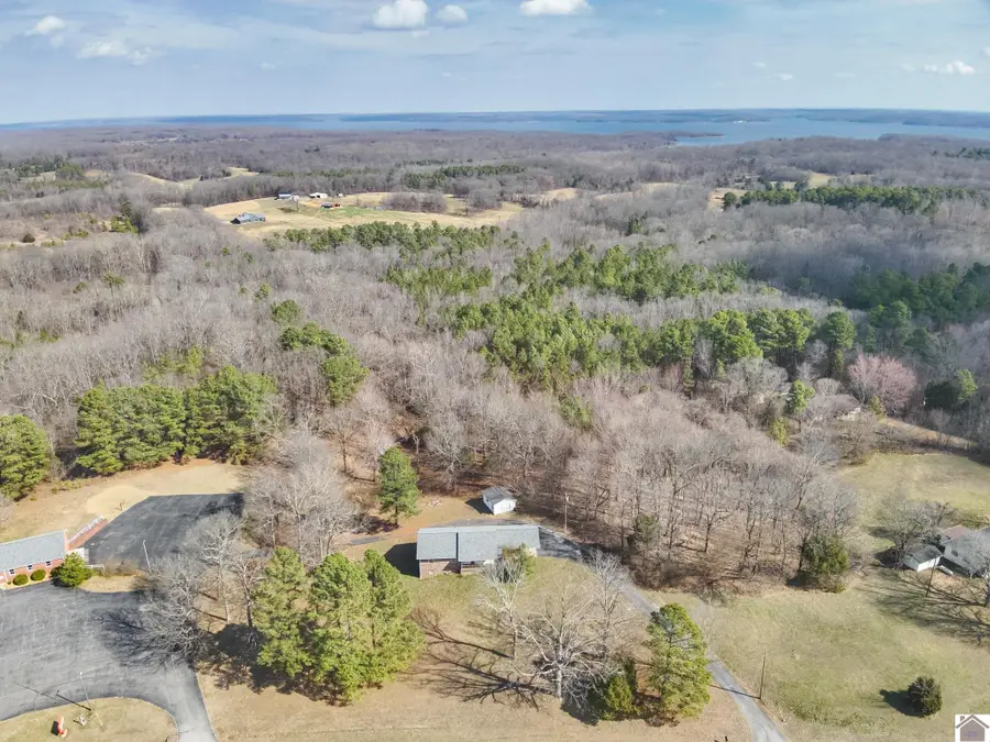 9721 Us Hwy 68 E, Benton, KY 42025 - #3