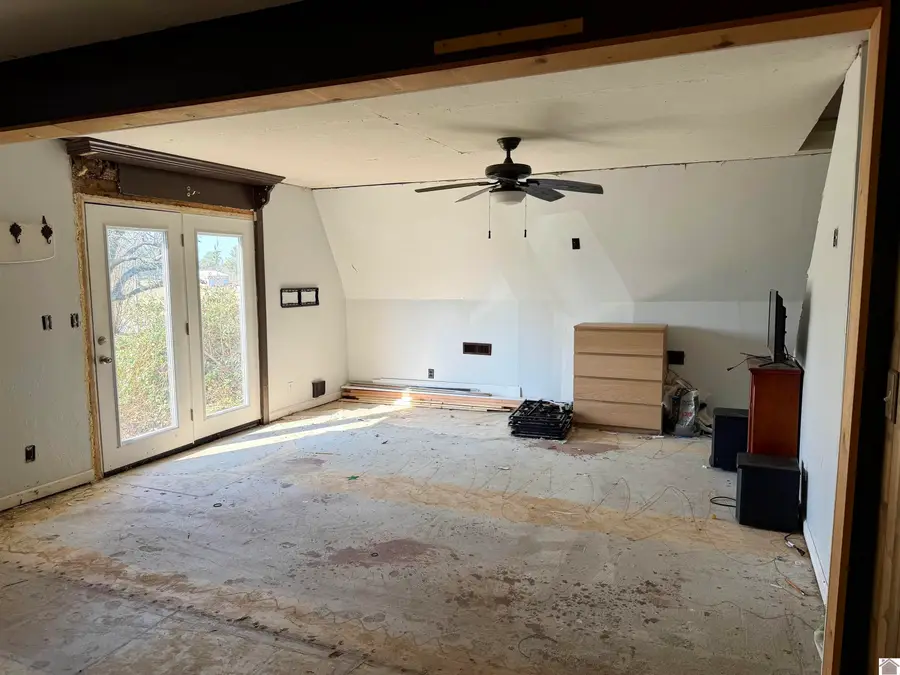 3185 Wadesboro Road, Benton, KY 42025 - #3