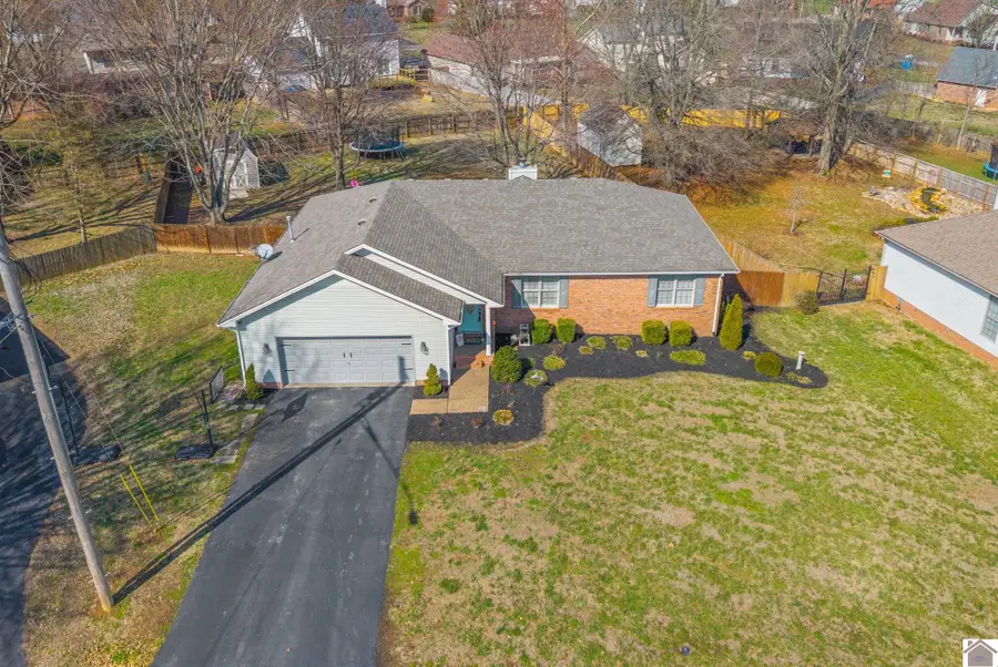 1407 Oak Tree Court, Hopkinsville, KY 42240 - #2