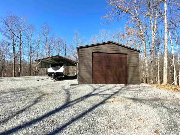 800 Wilderness, Kuttawa, KY 42055