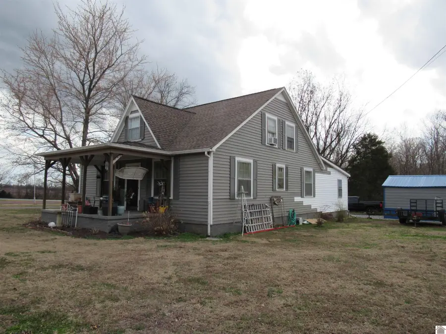 9047 State Route 94 E, Fulton, KY 42041 - #2