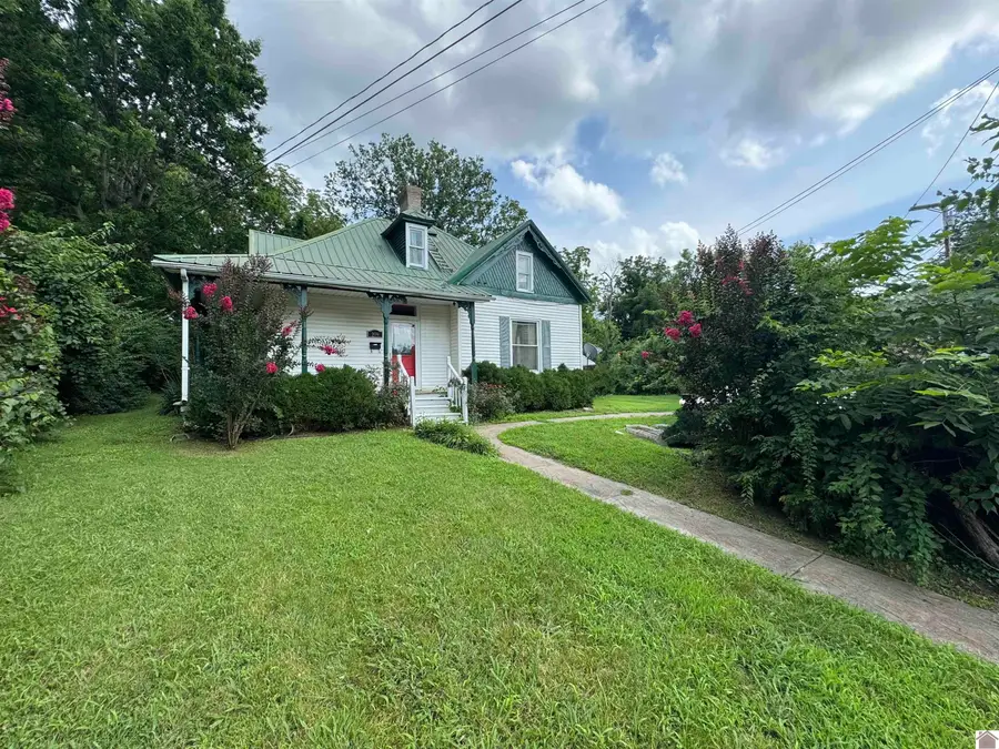 209 Cadiz Street, Princeton, KY 42445 - #3
