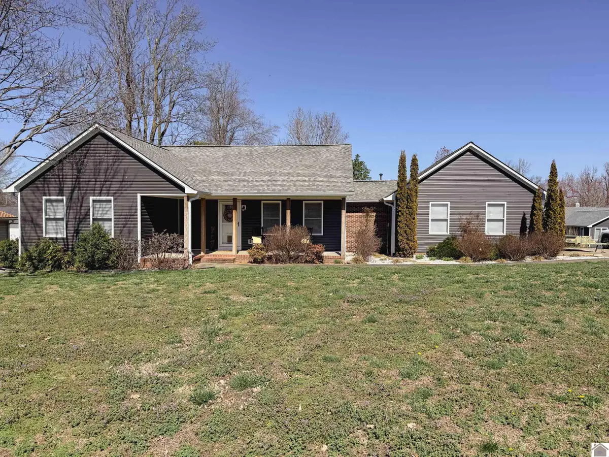 103 Dogwood Ln, Princeton, KY 42445 - #1
