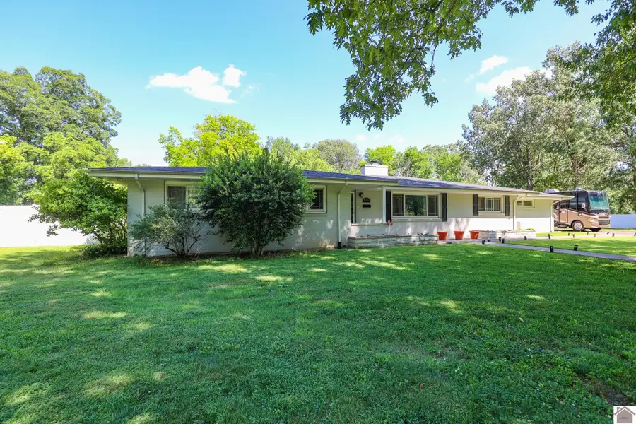 1450 Hc Mathis Dr, Paducah, KY 42001 - #3