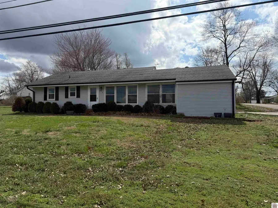 658 E 5th Ave, Calvert City, KY 42029 - #2