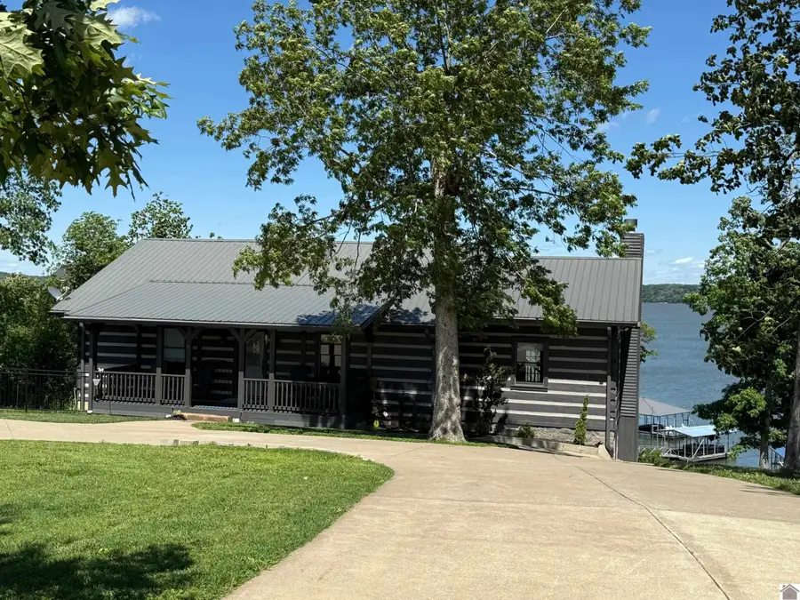 458 Sherwood Drive, Gilbertsville, KY 42044 - #2