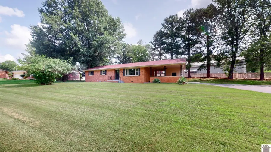 3921 Laura Court, Paducah, KY 42001 - #3